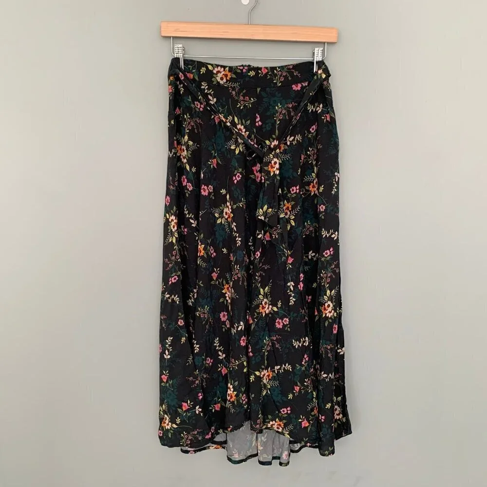 Velvet by Graham & Spencer Floral Maxi‎ Skirt Black XS Anthropologie Boho Slit